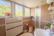 Badezimmer im Haupthaus 1. Obergeschoss