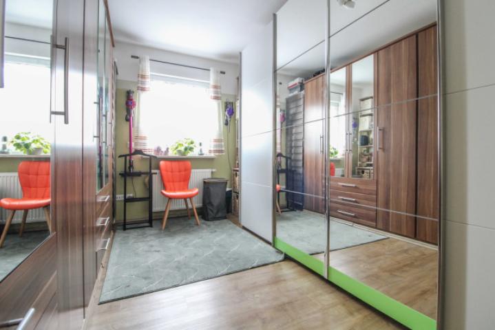 Ankleidezimmer EG