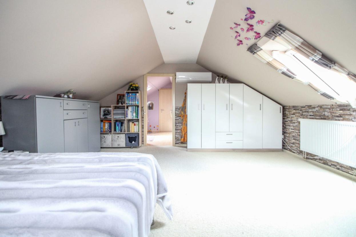 Schlafzimmer OG