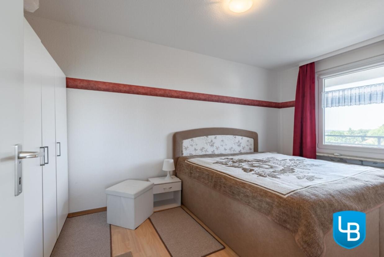 Großes Schlafzimmer