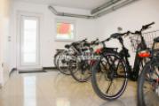 Fahrradkeller mit separaten Ei