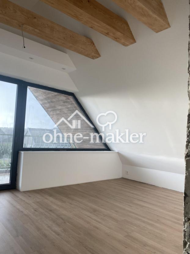 Arbeits-/Schlafzimmer OG