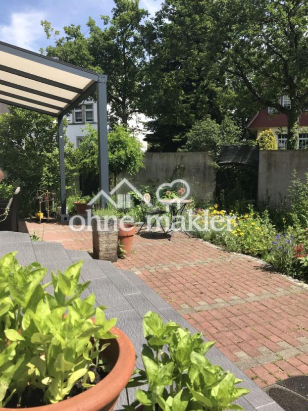 Garten / überdachte Terrasse 