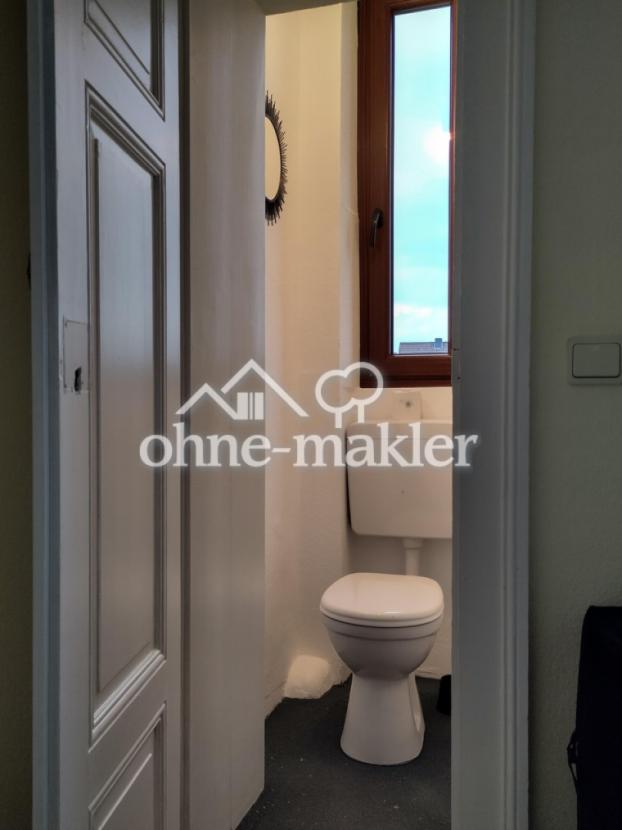 Toiletten im Treppenhaus