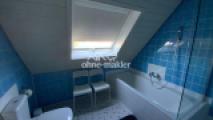 Bad mit Wanne