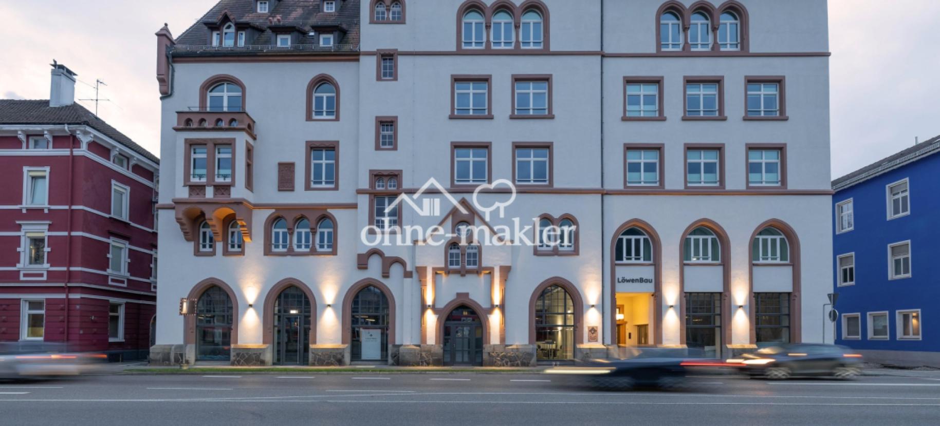 Strassenfassade LöwenBau