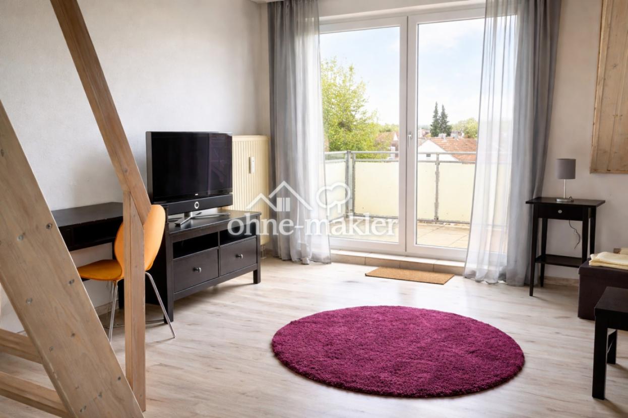 Helles Wohnzimmer, Balkonblick