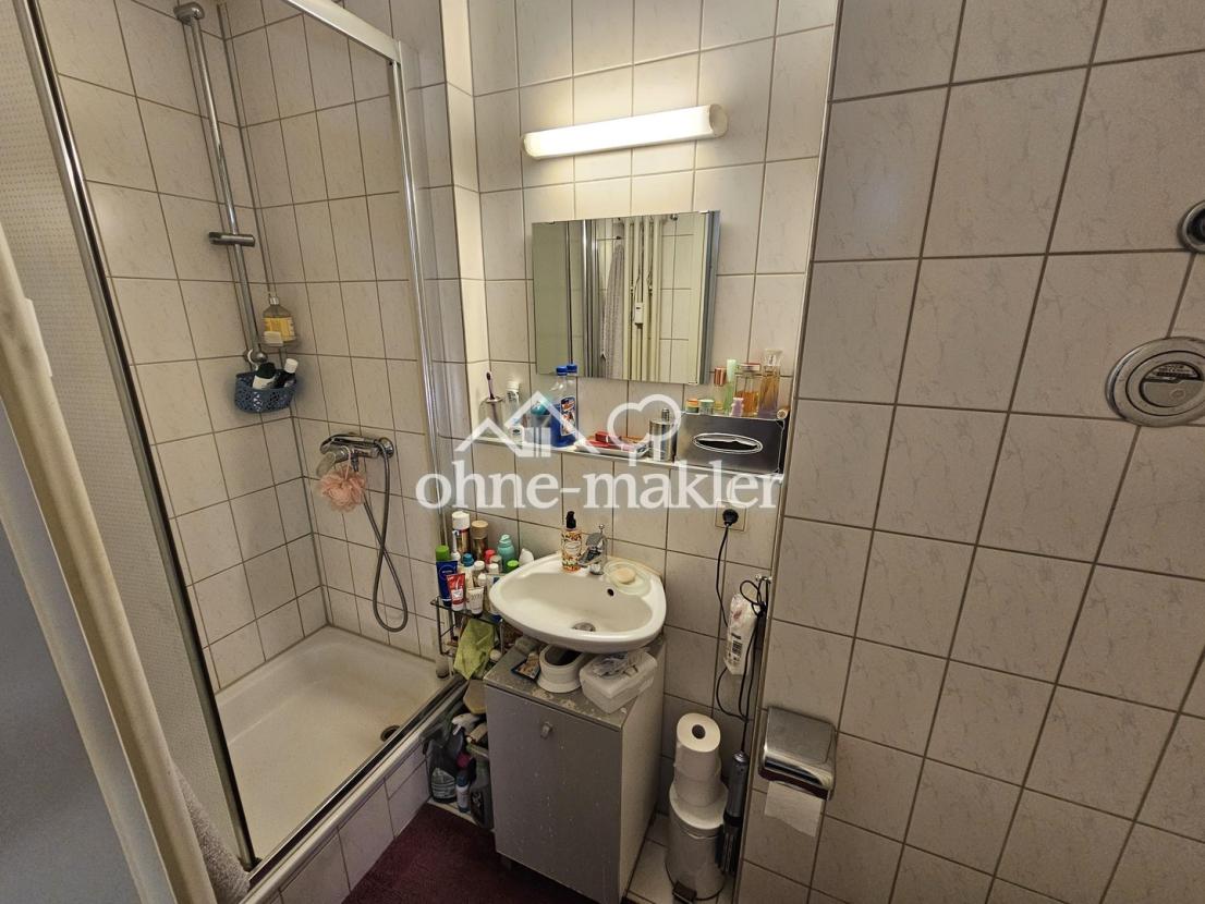 Dusche und WC (1)