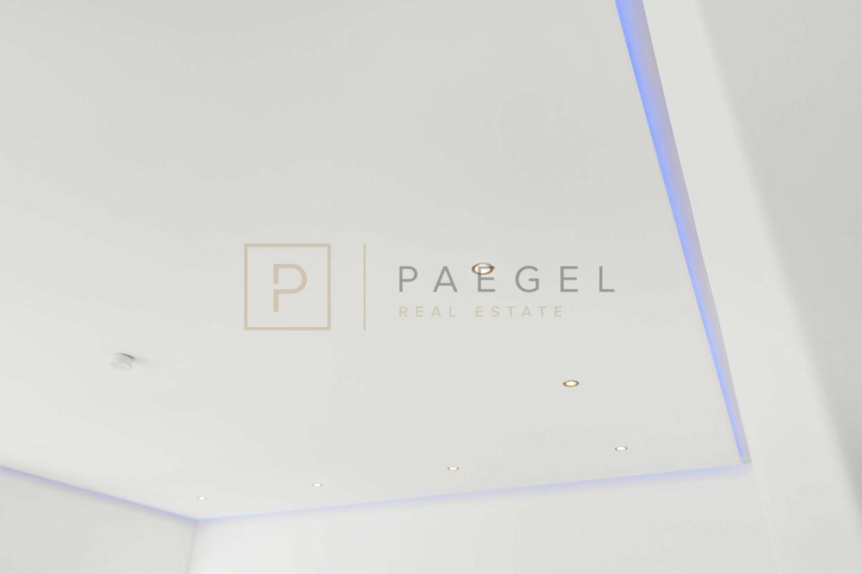 farbige Lichtinstallation
