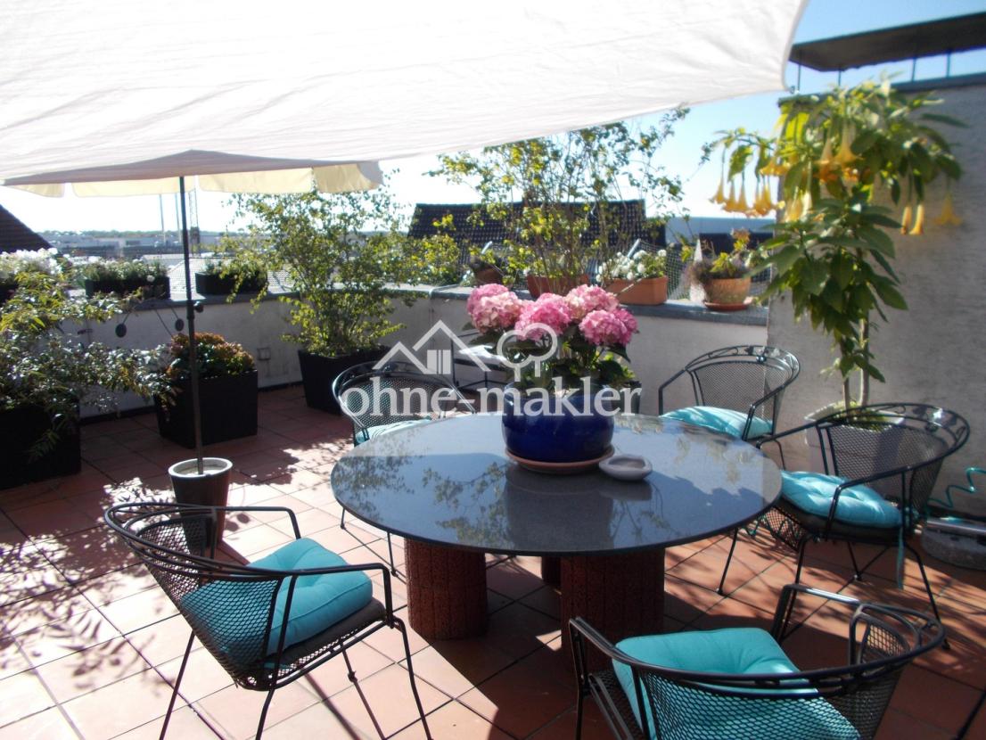 obere Terrasse zu Beginn
