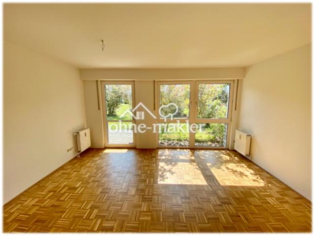 Wohnzimmer mit Terrassenzugang
