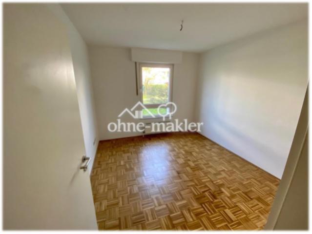 Raum 2 bspw Schlafzimmer