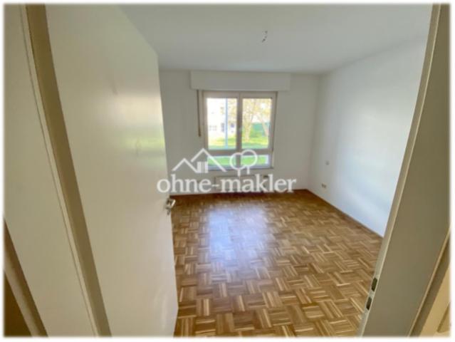 Raum 3 bspw Büro