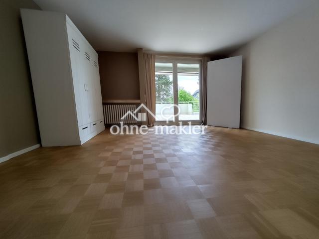 Ruhiges Zimmer Balkonzugang 