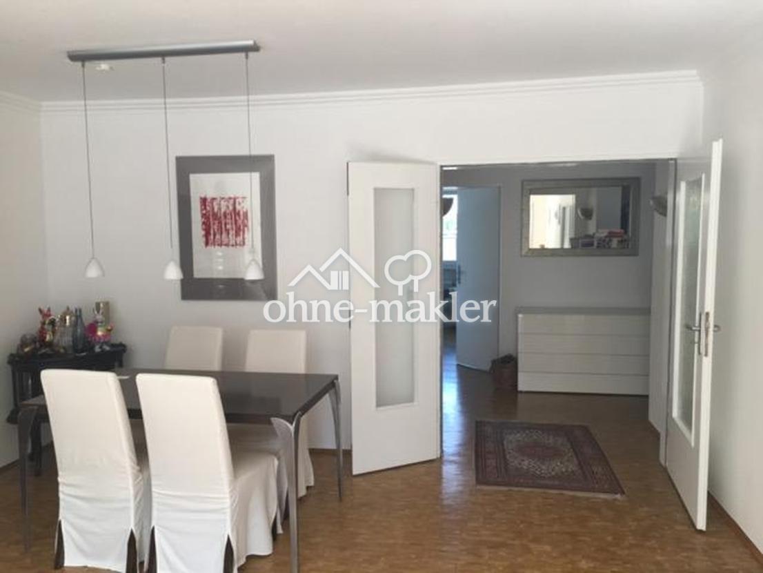 Wohnzimmer zum Flur