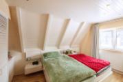 Schlafzimmer im DG