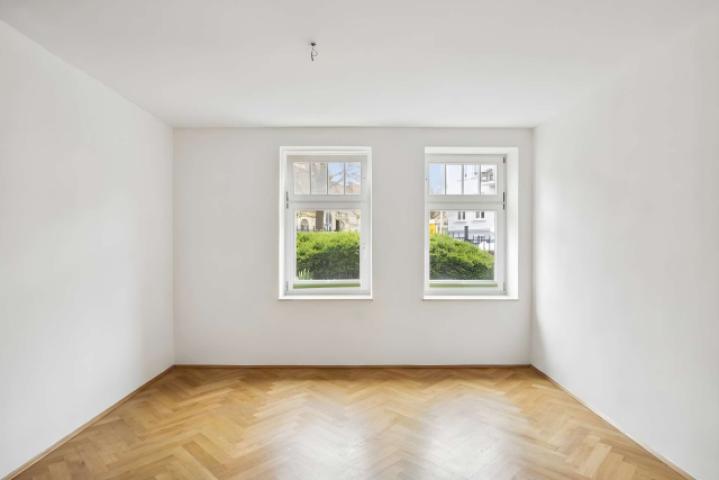 Schlafzimmer / ohne Einrichtung