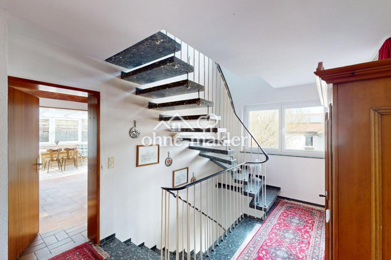 Flur/Treppe im OG