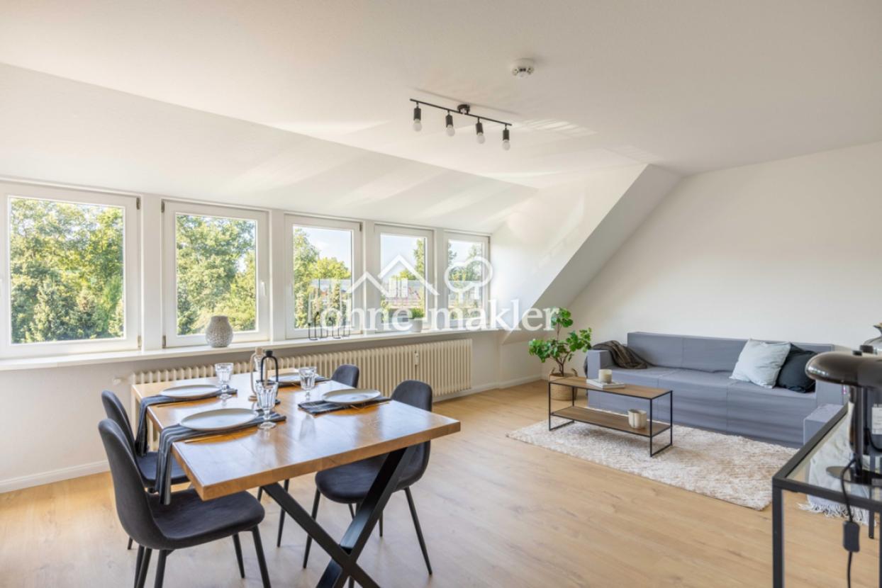 Helles Wohnzimmer