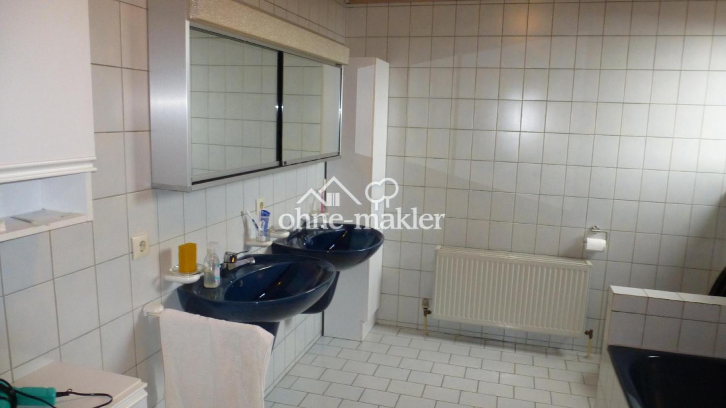 Bad2 OG, Dusche, Badewanne,WC