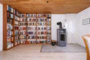 ...mit Leseecke und Kamin