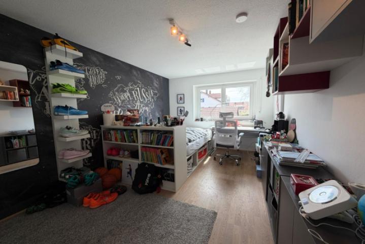 1.OG weiteres Kinderzimmer