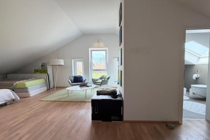 DG Schlaf-Wohnzimmer