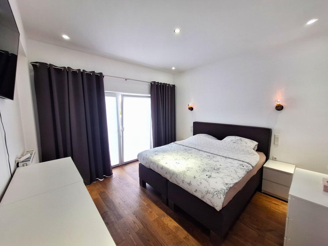 Schlafzimmer EG