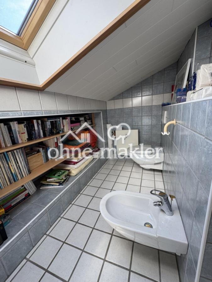 Toilettenraum DG