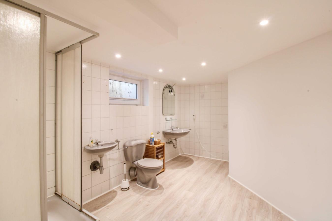 Badezimmer KG