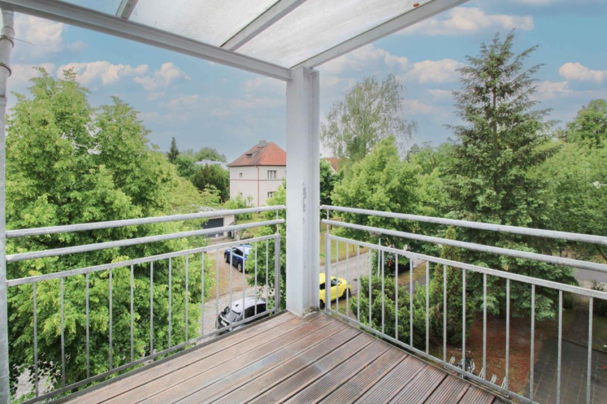 Balkon mit Blick ins Grüne