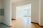 Wohnung EG li WZ