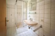 Wohnung EG li Badezimmer
