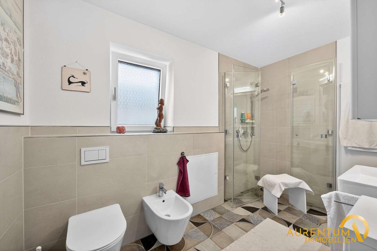Badezimmer EG