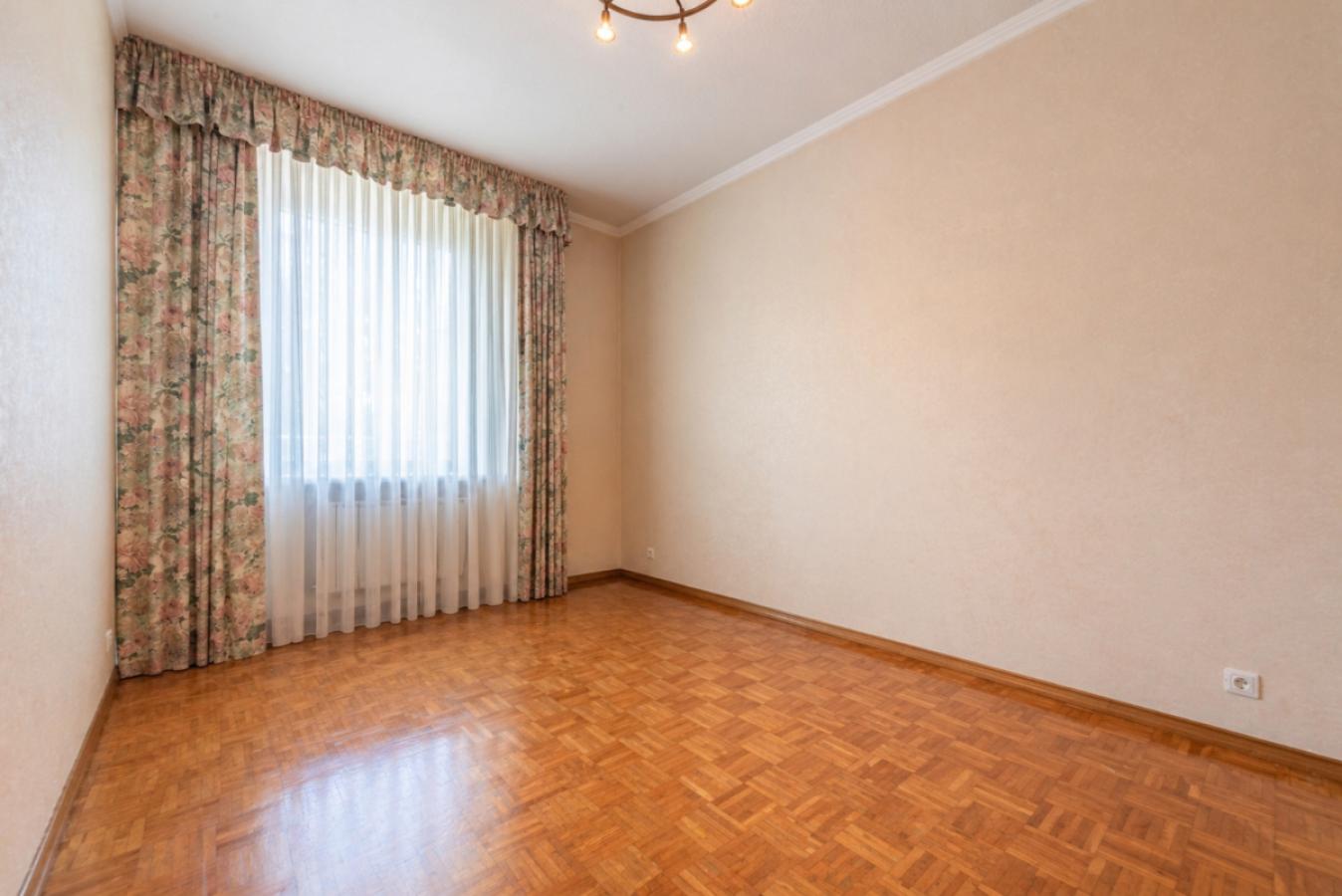 Kinderzimmer :Arbeitszimmer 
