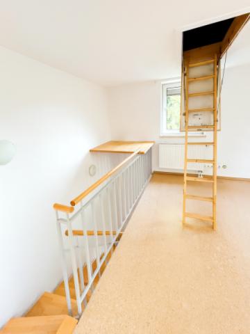 Aufgang Dachboden 
