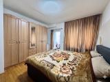 Schlafzimmer mit Balkon