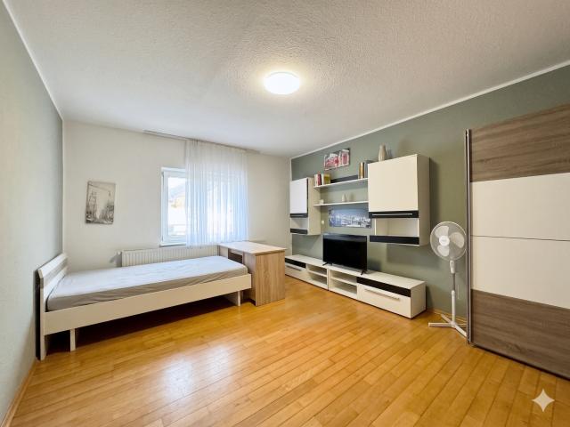 drittes Zimmer