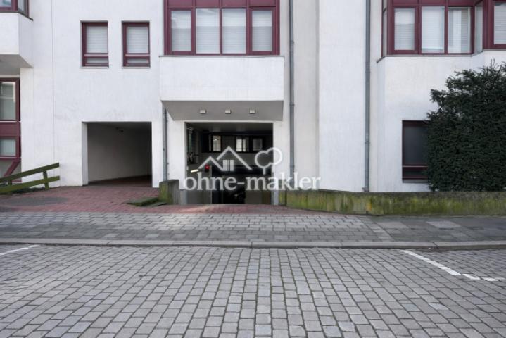 Tiefgarageneinfahrt