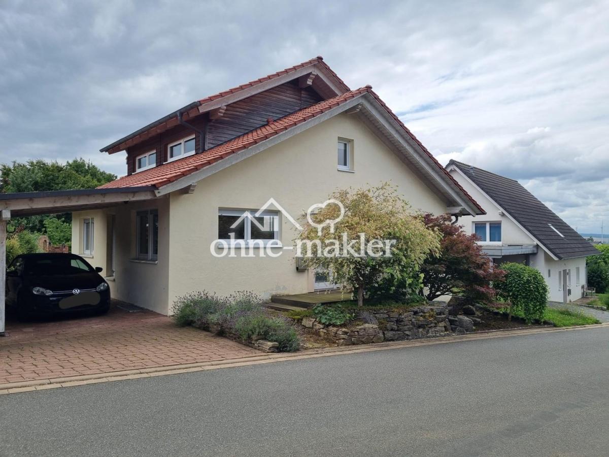 Haus Nordansicht mit Carport