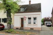 Haus1 / Straße