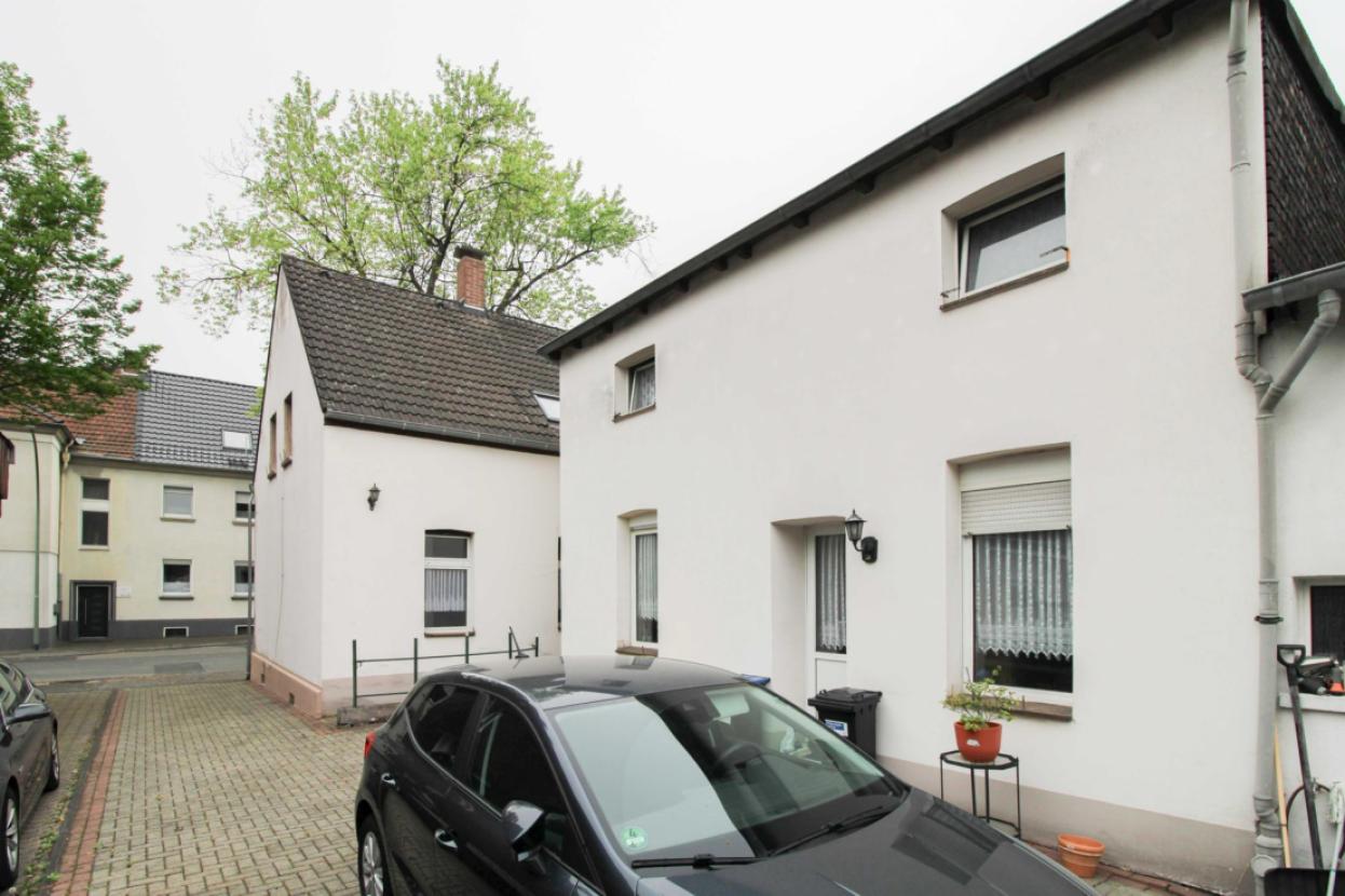 Haus3 / Hof