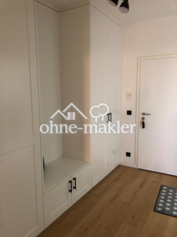 Flur mit Einbauschrank