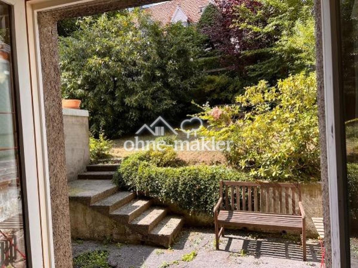 EG-Aussicht in den Garten