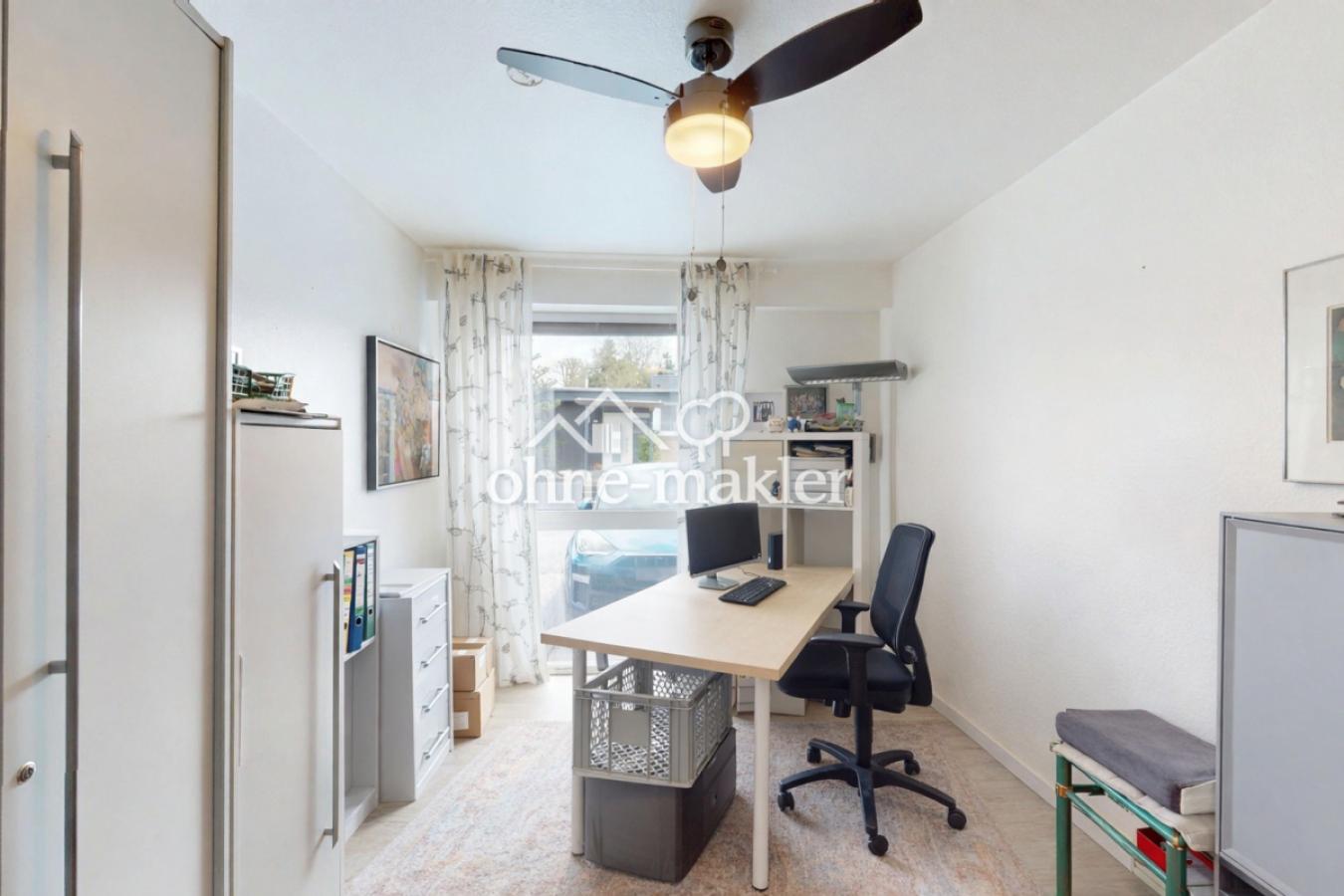 Arbeitszimmer