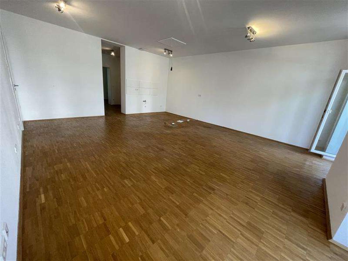 Wohnzimmer Bild 2