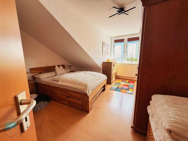 Schlafzimmer 1