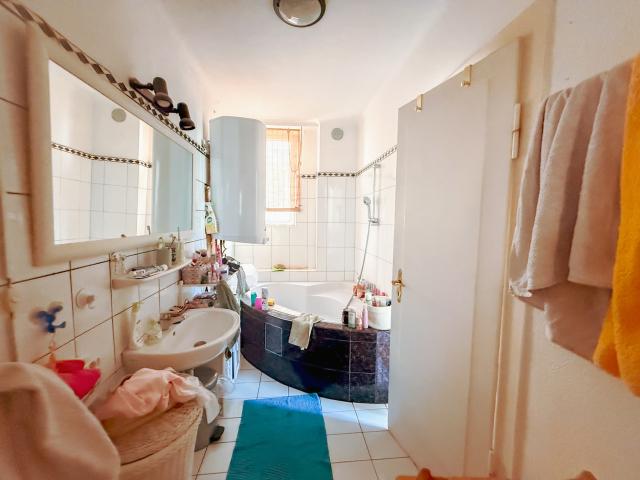 Badezimmer 1.OG