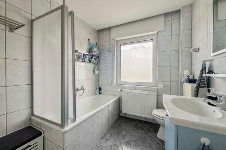 Badezimmer 1. OG