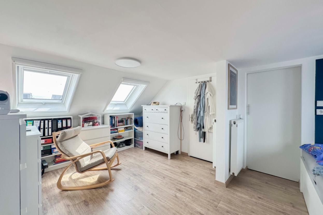 Schlafzimmer DG